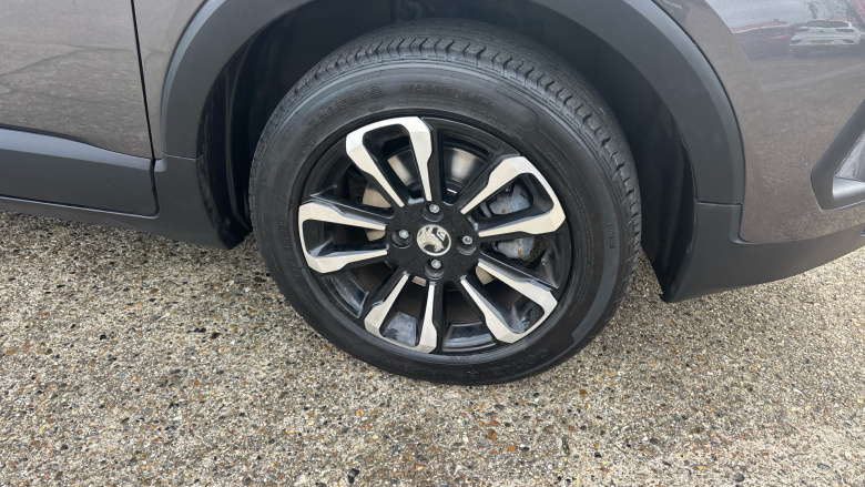 Vauxhall Crossland 1.2 Turbo [130] Design 5dr Auto Petrol Hatchback